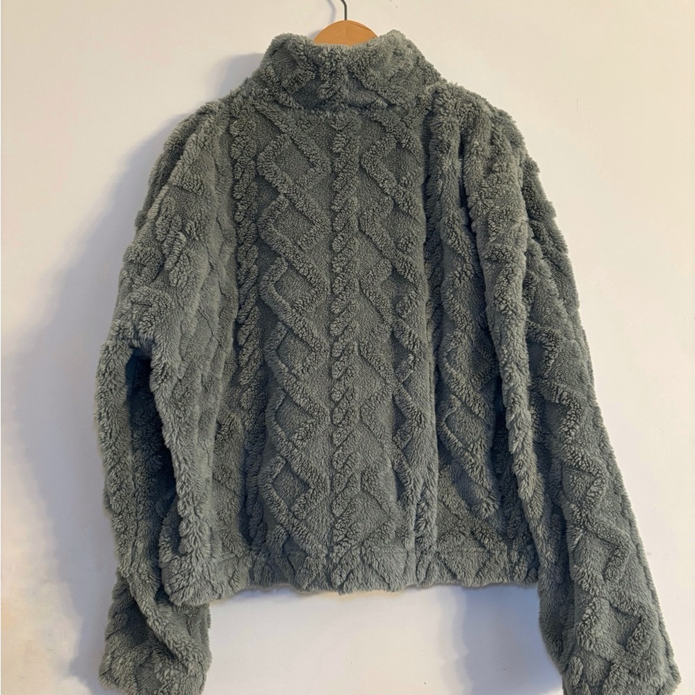 Cozy Gray Textured Jacket - Picture 2 of 2